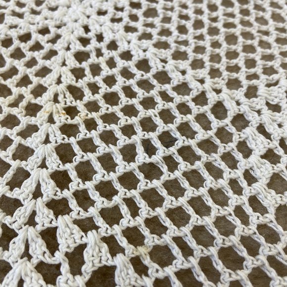 Vintage Crochet Doily Round White Cottagecore Farmhouse - Picture 3 of 7